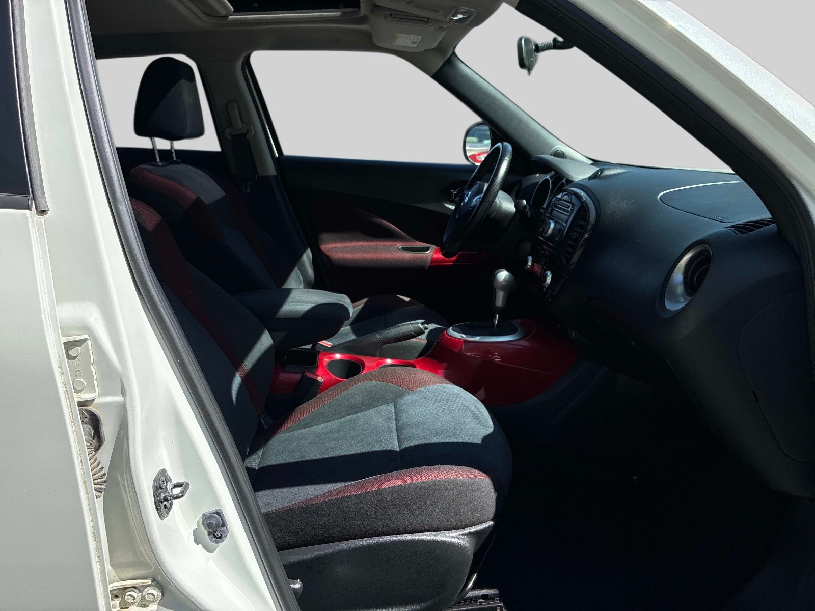 Used 2014 Nissan Juke SV AWD/4WD image 7