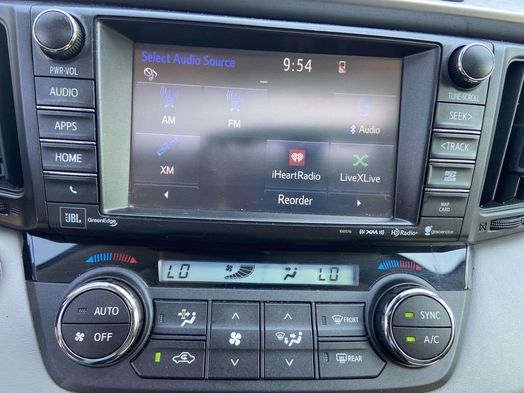 Used 2017 Toyota RAV4 Limited FWD image 22
