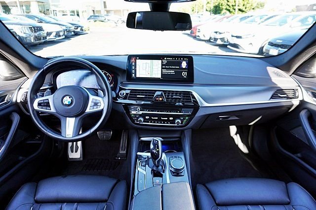 Used 2023 BMW M550i xDrive w/ Shadowloine Package AWD/4WD image 20