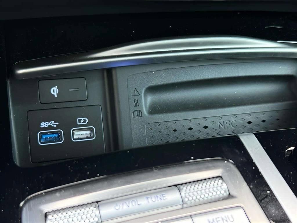 Used 2024 Genesis G80 3.5T Sport image 21