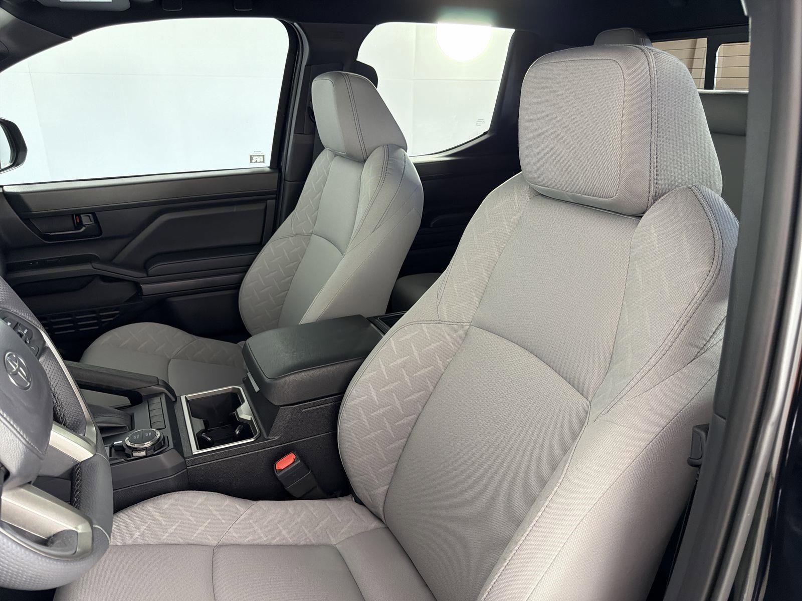 Used 2025 Toyota Tacoma SR5 image 25