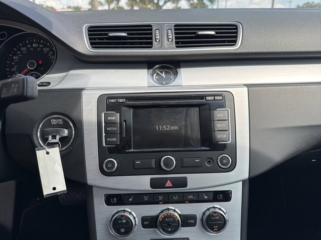 Used 2015 Volkswagen CC Sport image 28