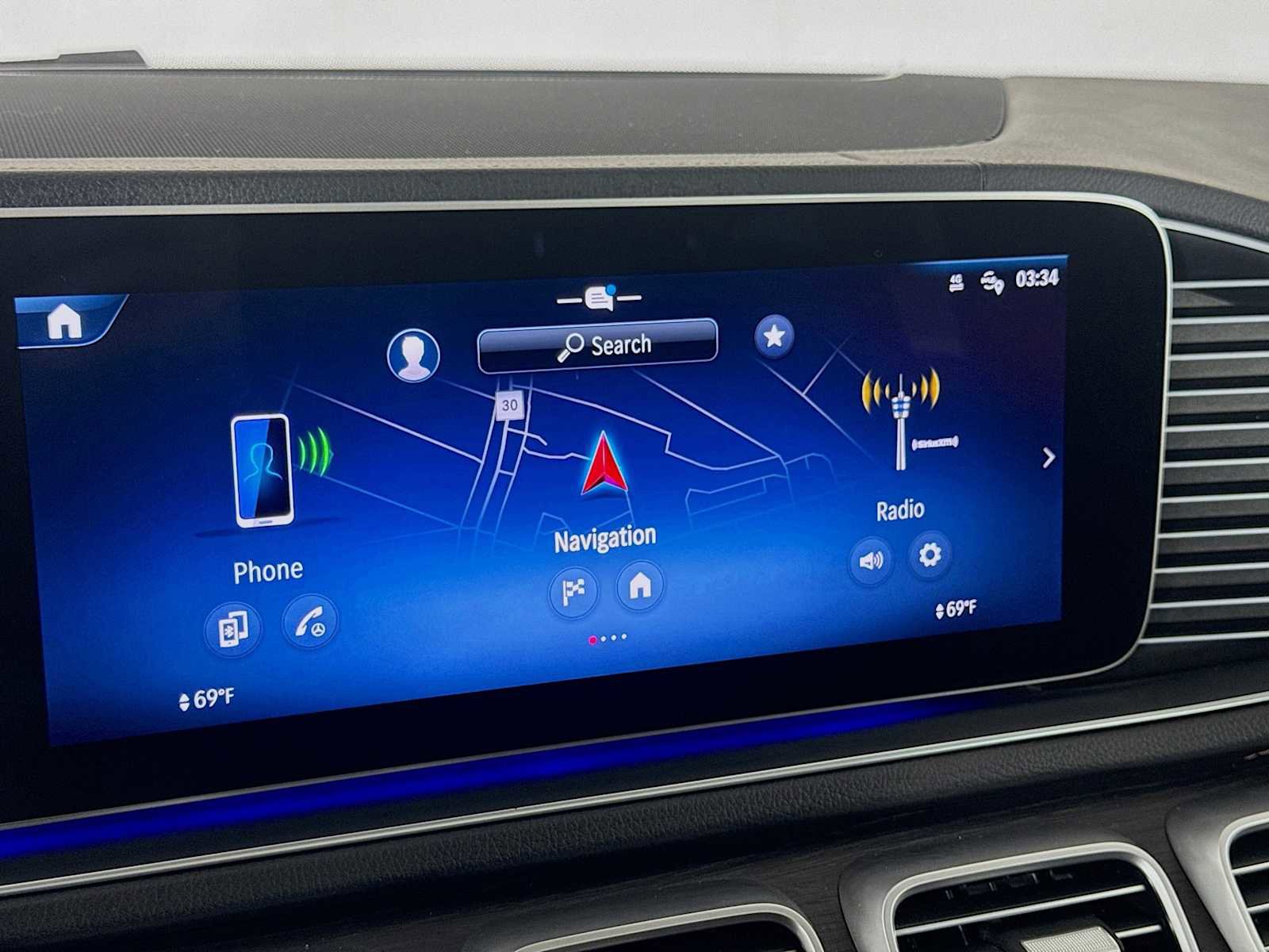 Used 2024 Mercedes-Benz GLS 450 4MATIC image 15