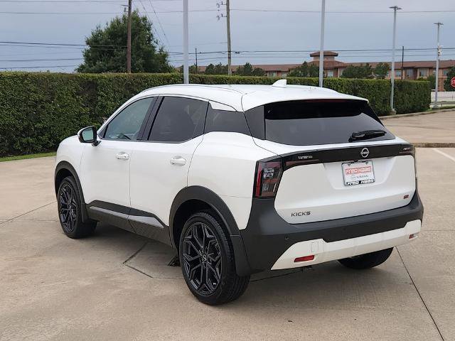 Certified 2025 Nissan Kicks SR image 4