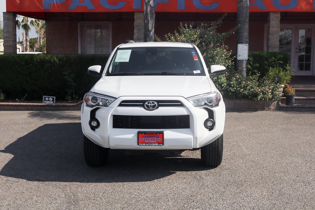 Used 2022 Toyota 4Runner SR5 image 3