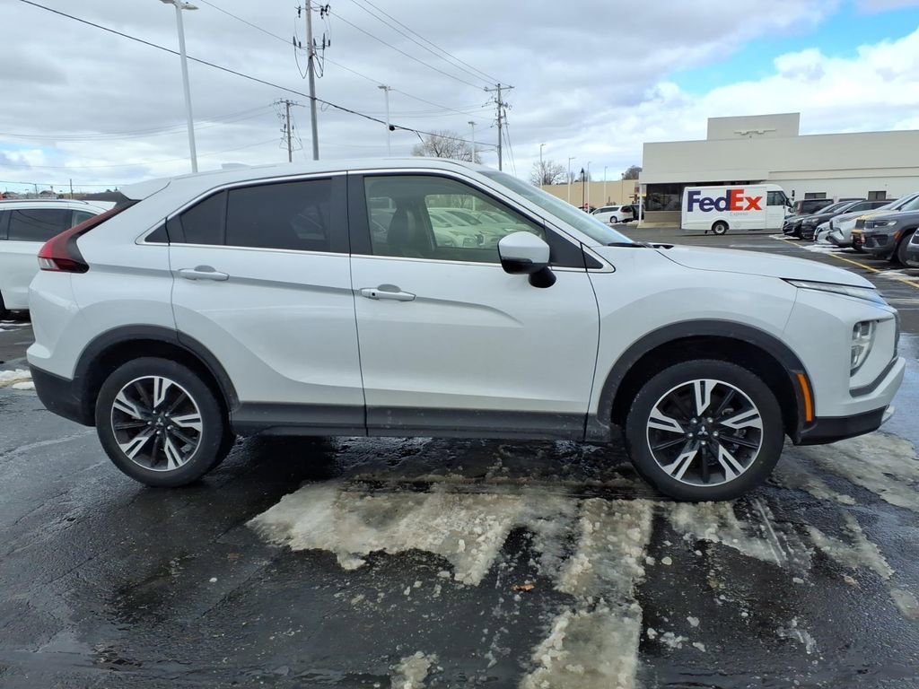 Used 2024 Mitsubishi Eclipse Cross SE image 2
