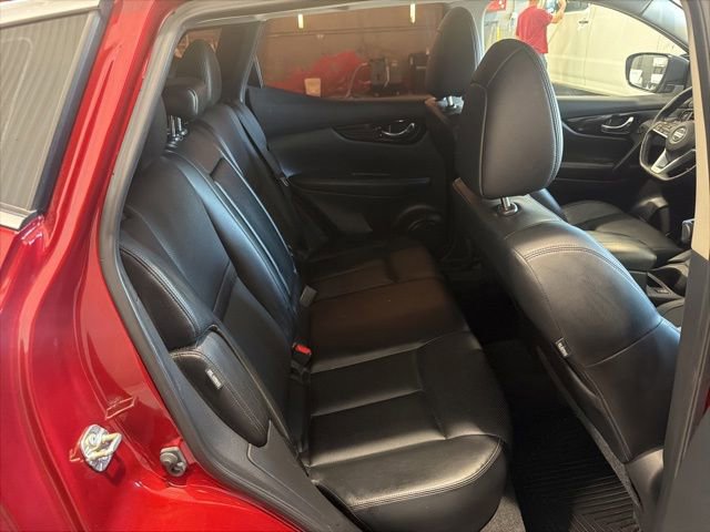 Certified 2022 Nissan Rogue Sport SL w/ Premium Package AWD/4WD image 12