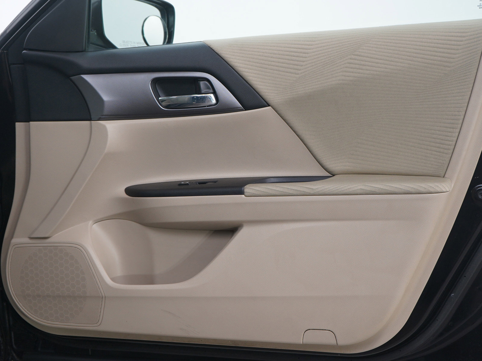 Used 2015 Honda Accord LX image 9