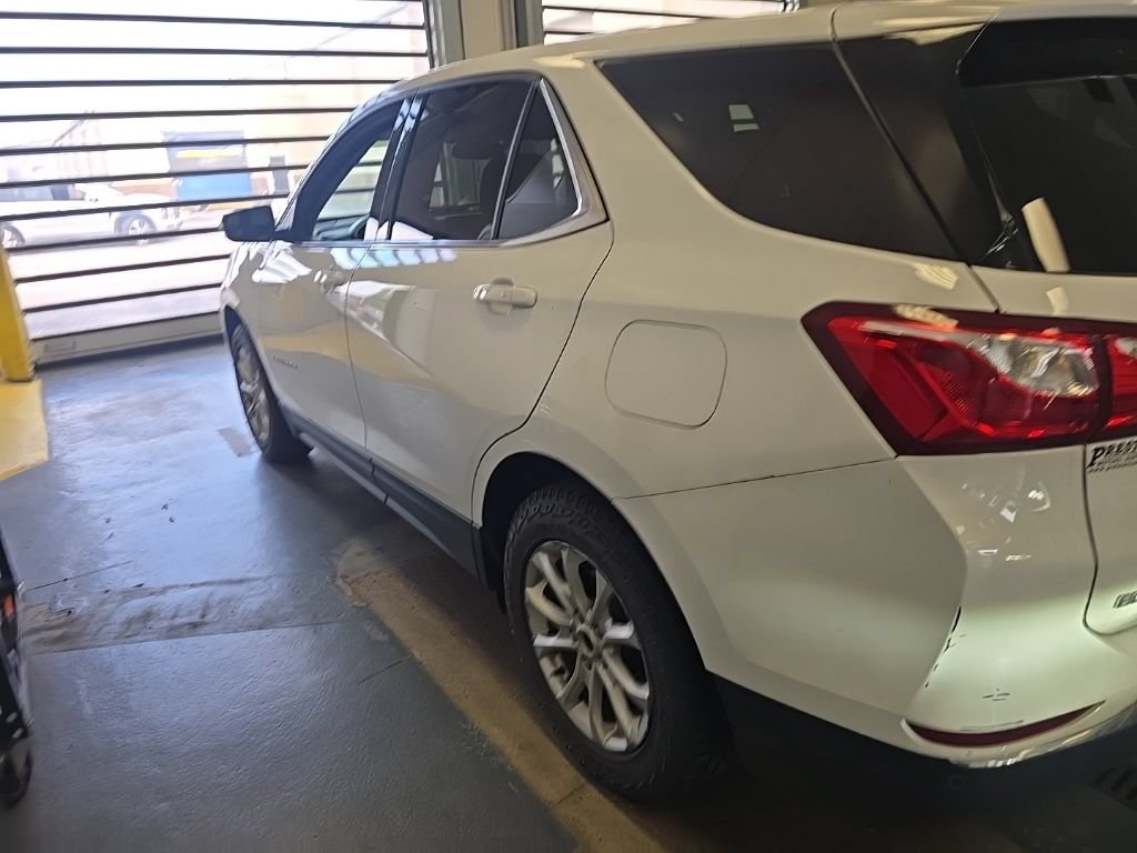 Used 2018 Chevrolet Equinox LT FWD image 5