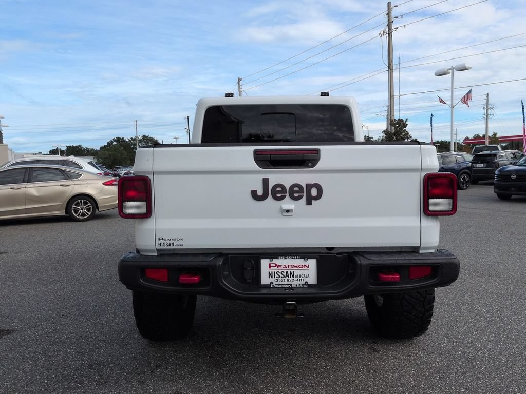 Used 2022 Jeep Gladiator Rubicon AWD/4WD image 4