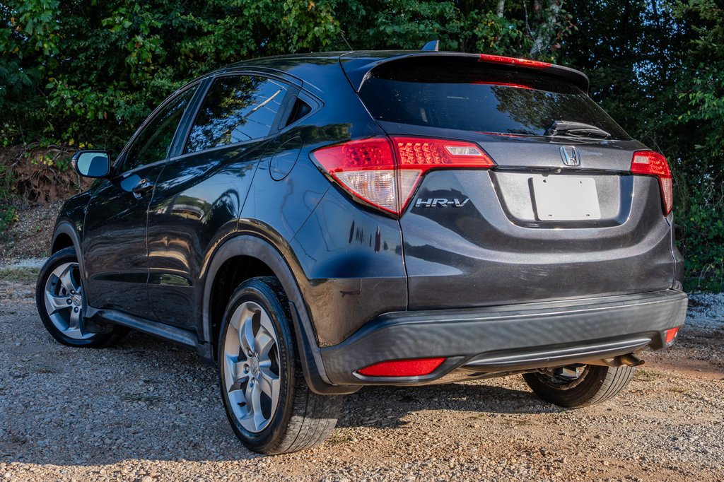Used 2017 Honda HR-V EX image 3