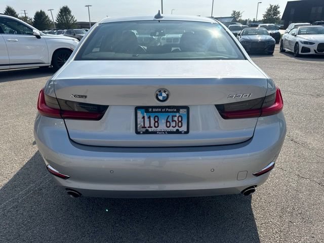 Used 2019 BMW 330i xDrive Sedan w/ Premium Package AWD/4WD image 17