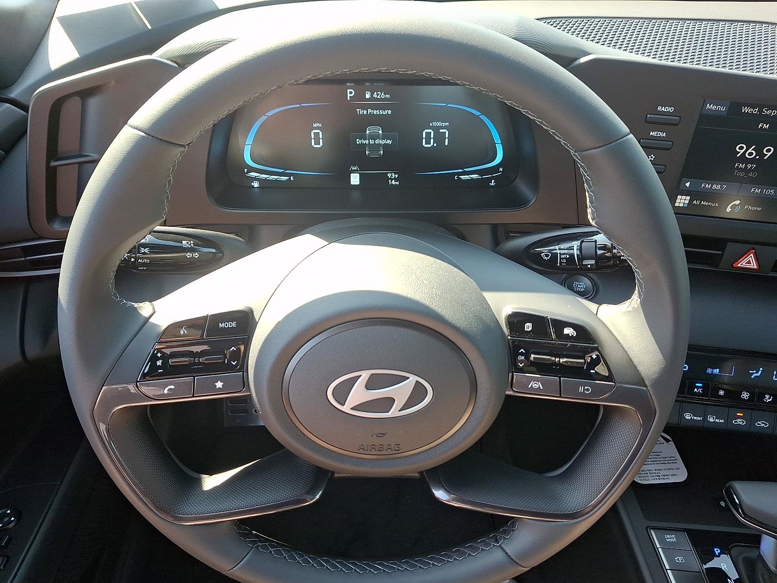 New 2026 Hyundai Elantra SEL Sport FWD image 13