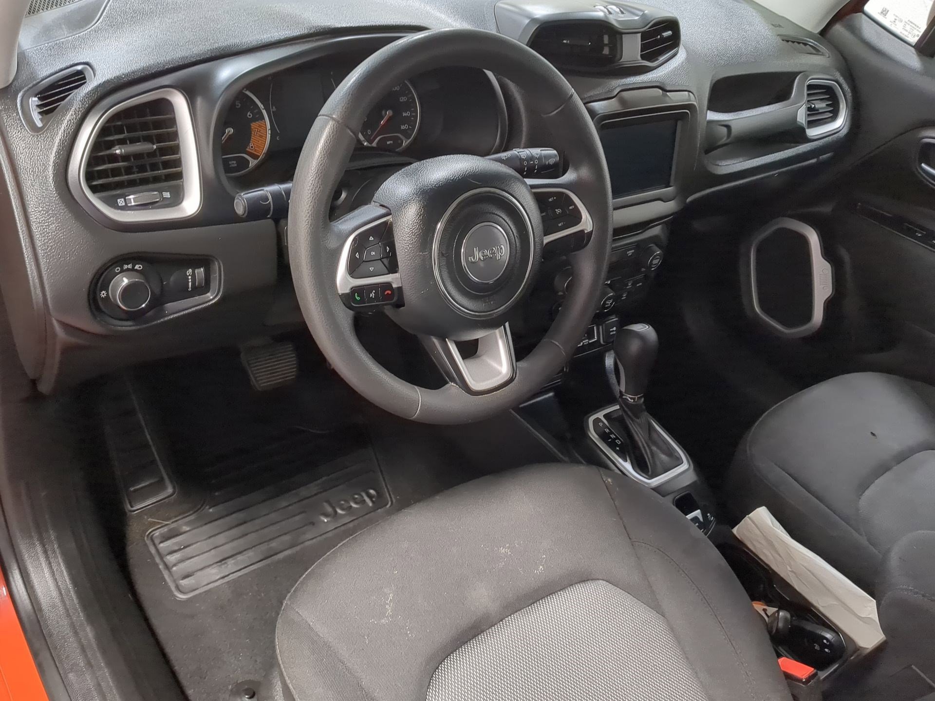 Used 2019 Jeep Renegade Sport w/ UConnect 7.0 Group image 11