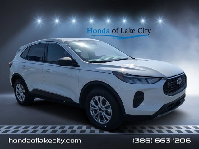 Used 2023 Ford Escape Active AWD/4WD image 1