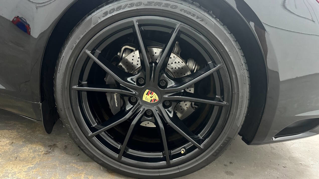 Used 2018 Porsche 911 Carrera image 29