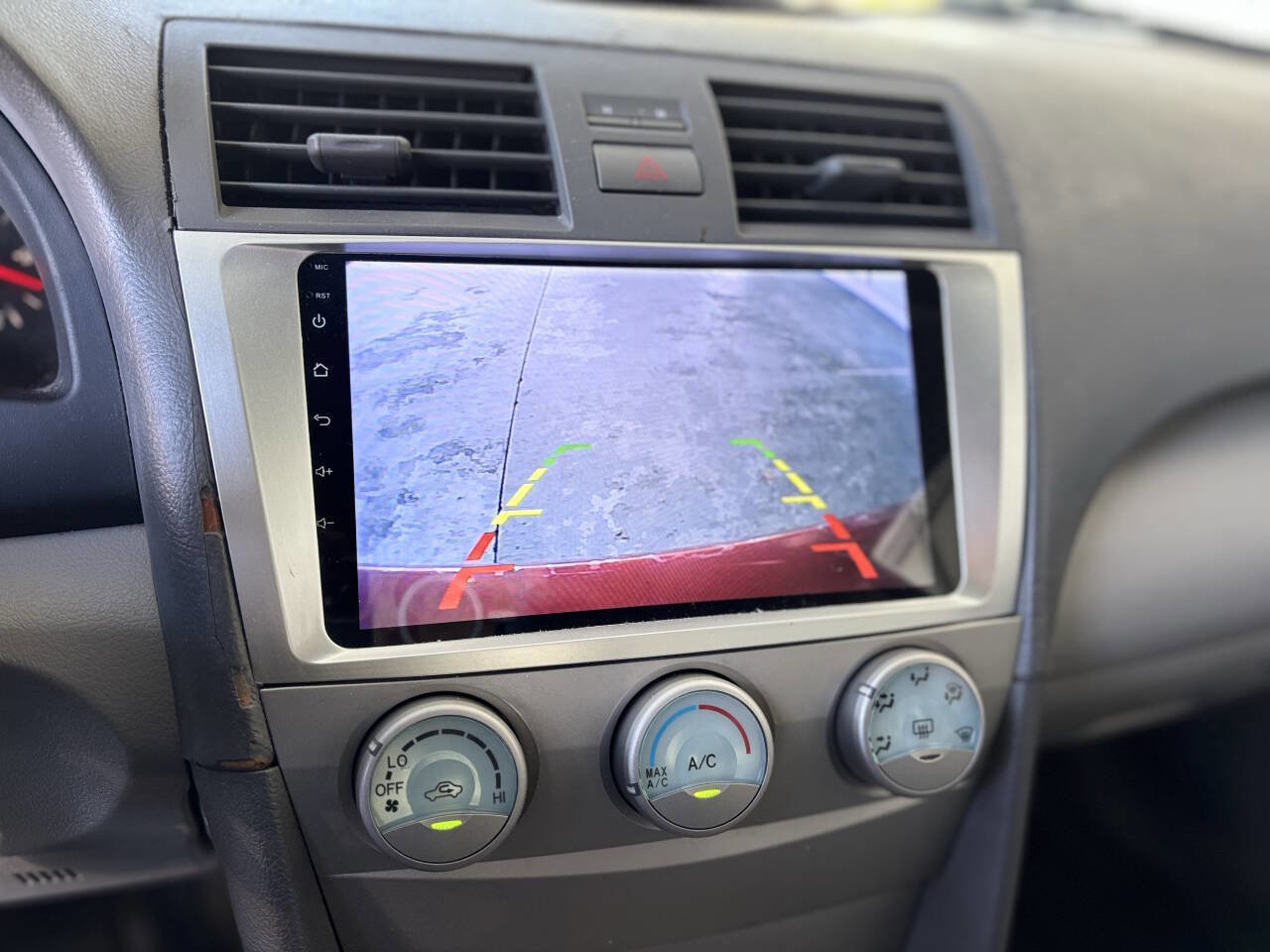 Used 2009 Toyota Camry LE image 17