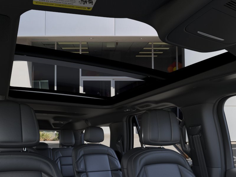 New 2026 Lincoln Navigator L Reserve w/ Jet Appearance Package AWD/4WD image 22