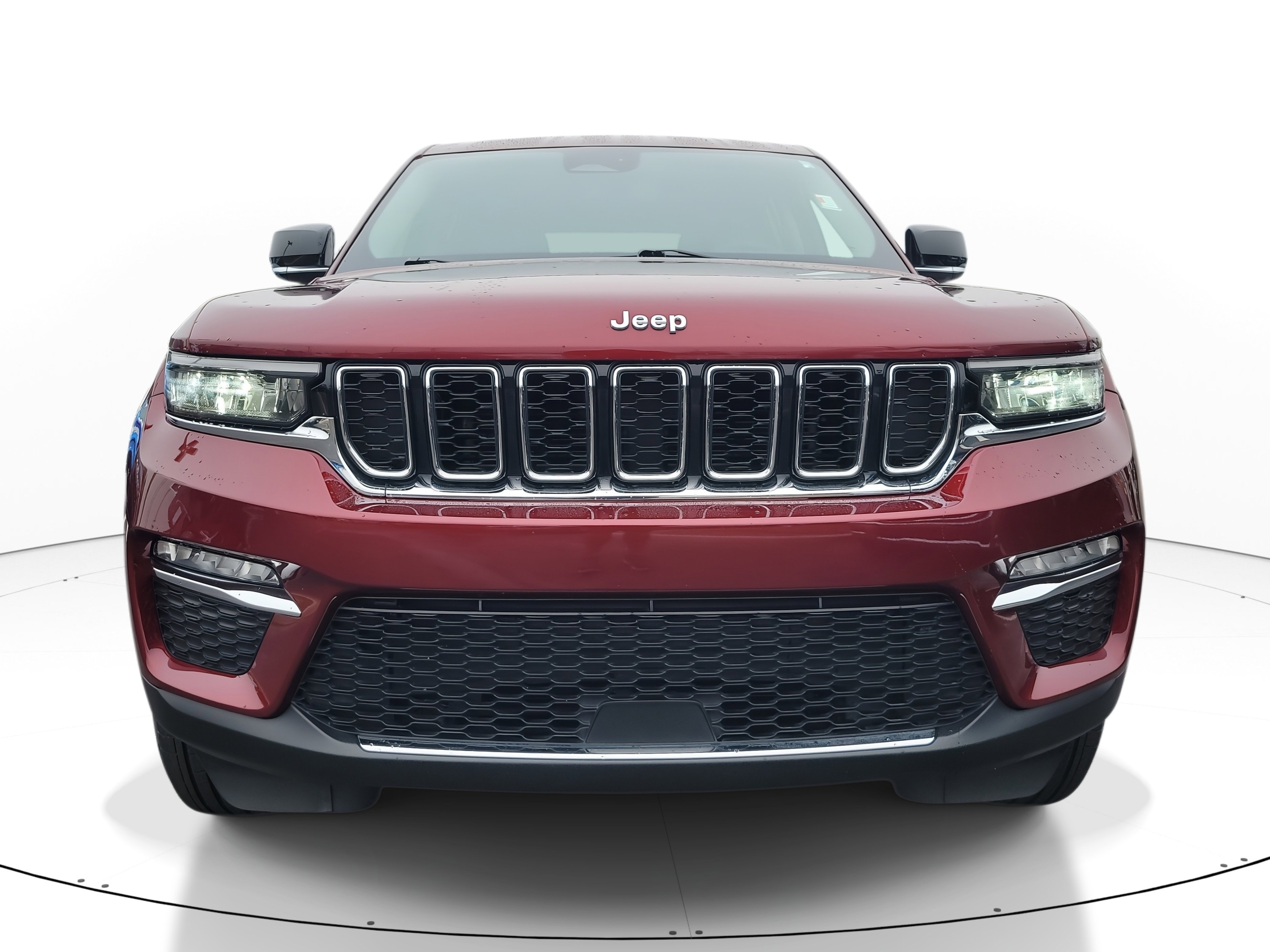 Used 2023 Jeep Grand Cherokee Limited image 2