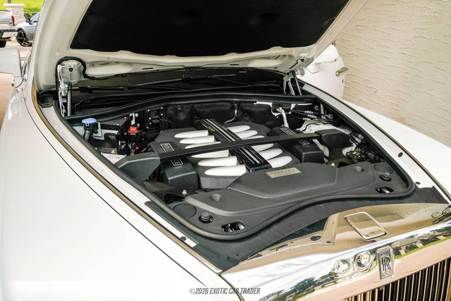 Used 2020 Rolls-Royce Phantom Sedan RWD image 15