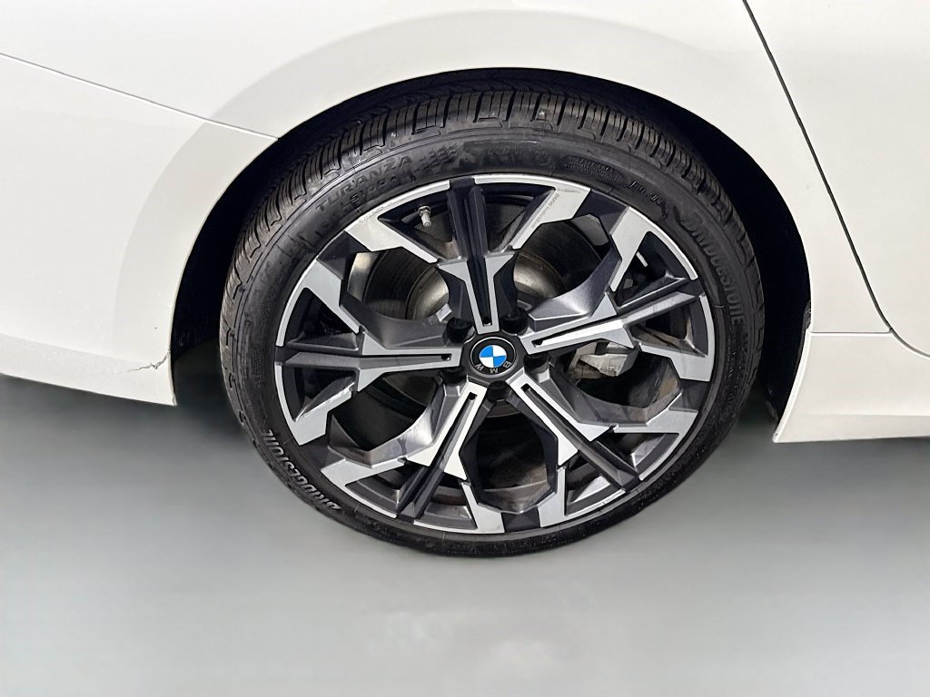 Used 2026 BMW 330i Sedan RWD image 32