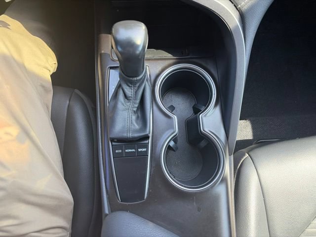 Used 2024 Toyota Camry SE FWD image 15