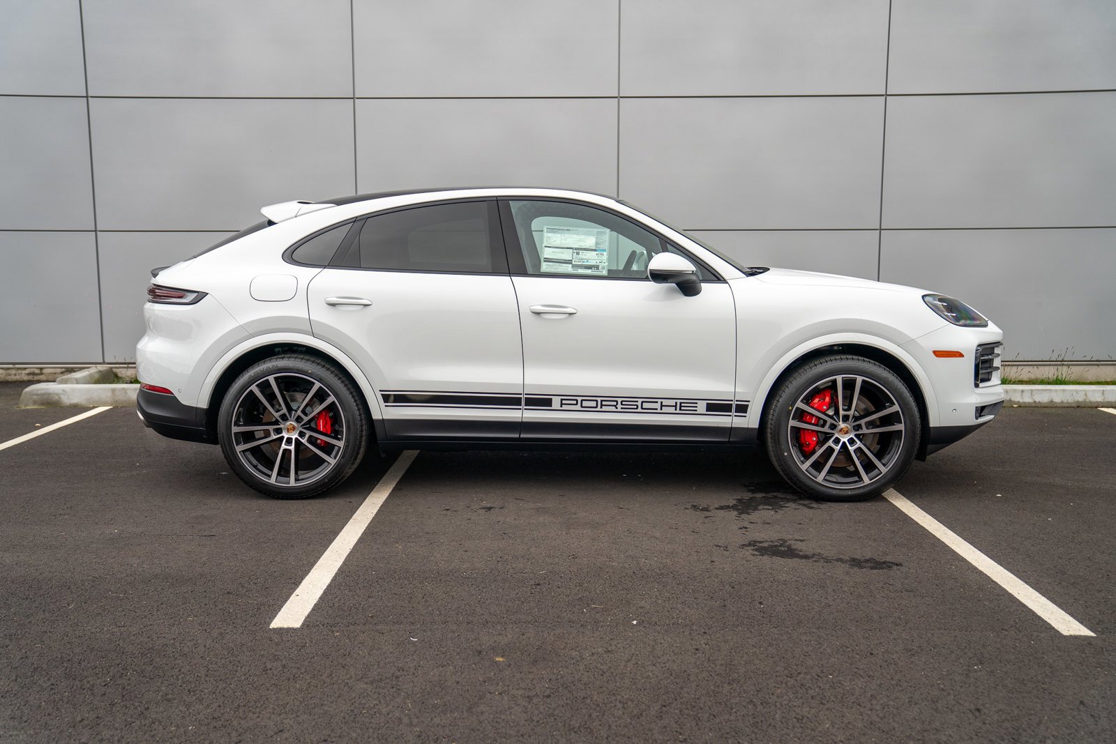 New 2026 Porsche Cayenne S image 8