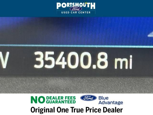 Certified 2022 Ford Escape SEL w/ SEL Stealth AWD Package image 19