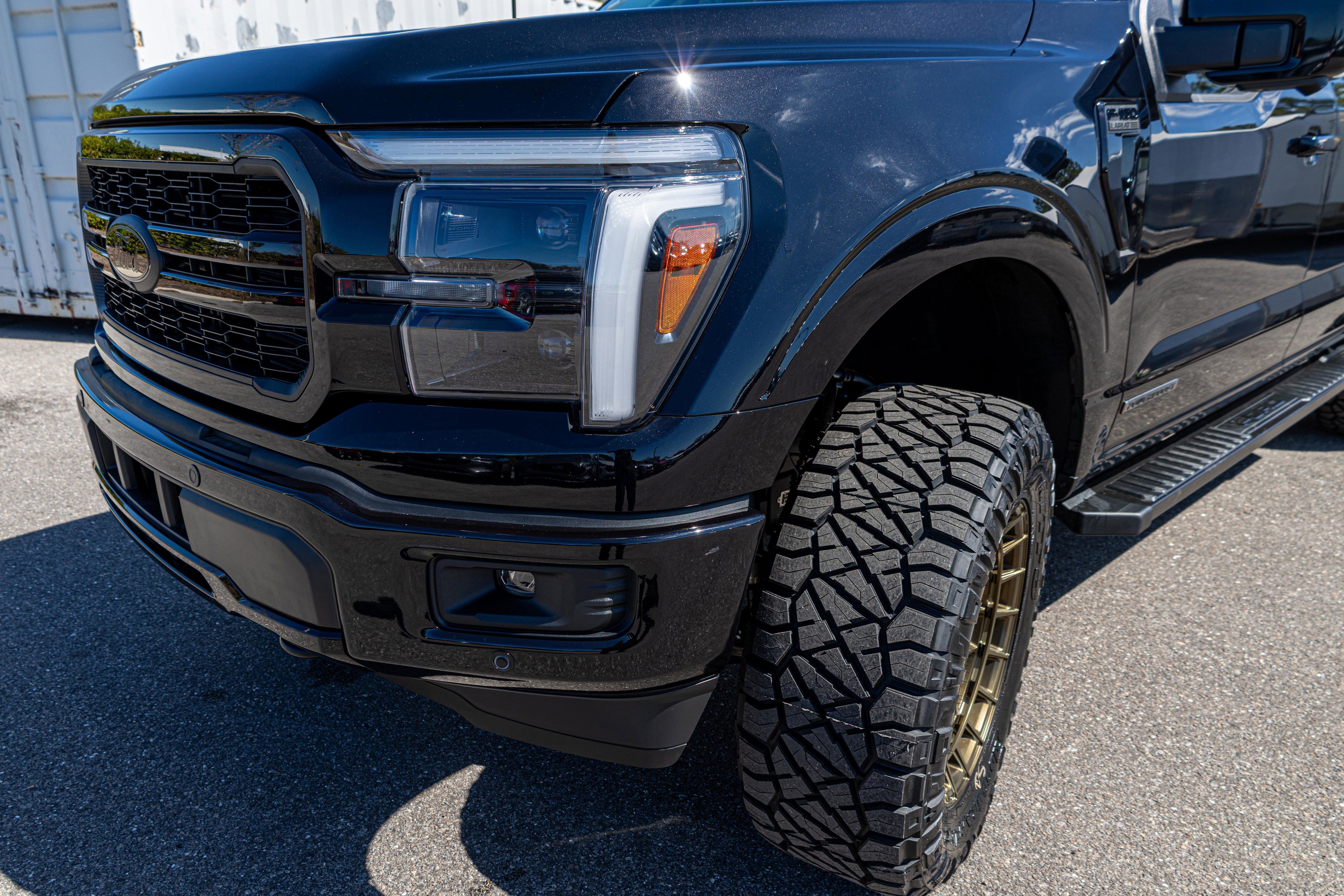 New 2025 Ford F150 Lariat w/ Equipment Group 502A High image 35