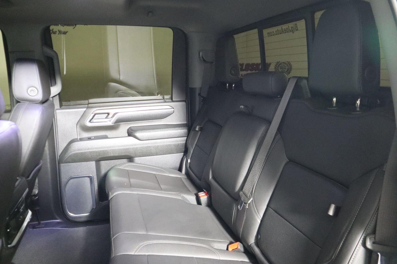 Used 2024 Chevrolet Silverado 2500 LTZ w/ LTZ Convenience Package image 54