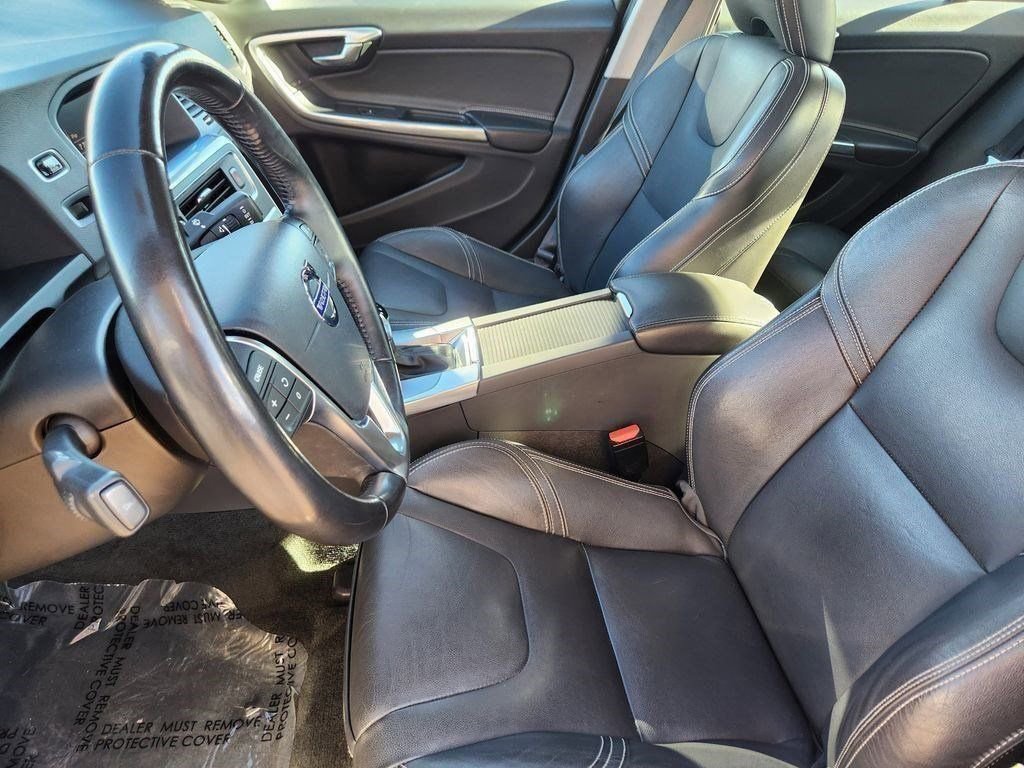 Used 2018 Volvo S60 T5 Dynamic w/ Protection Package image 5