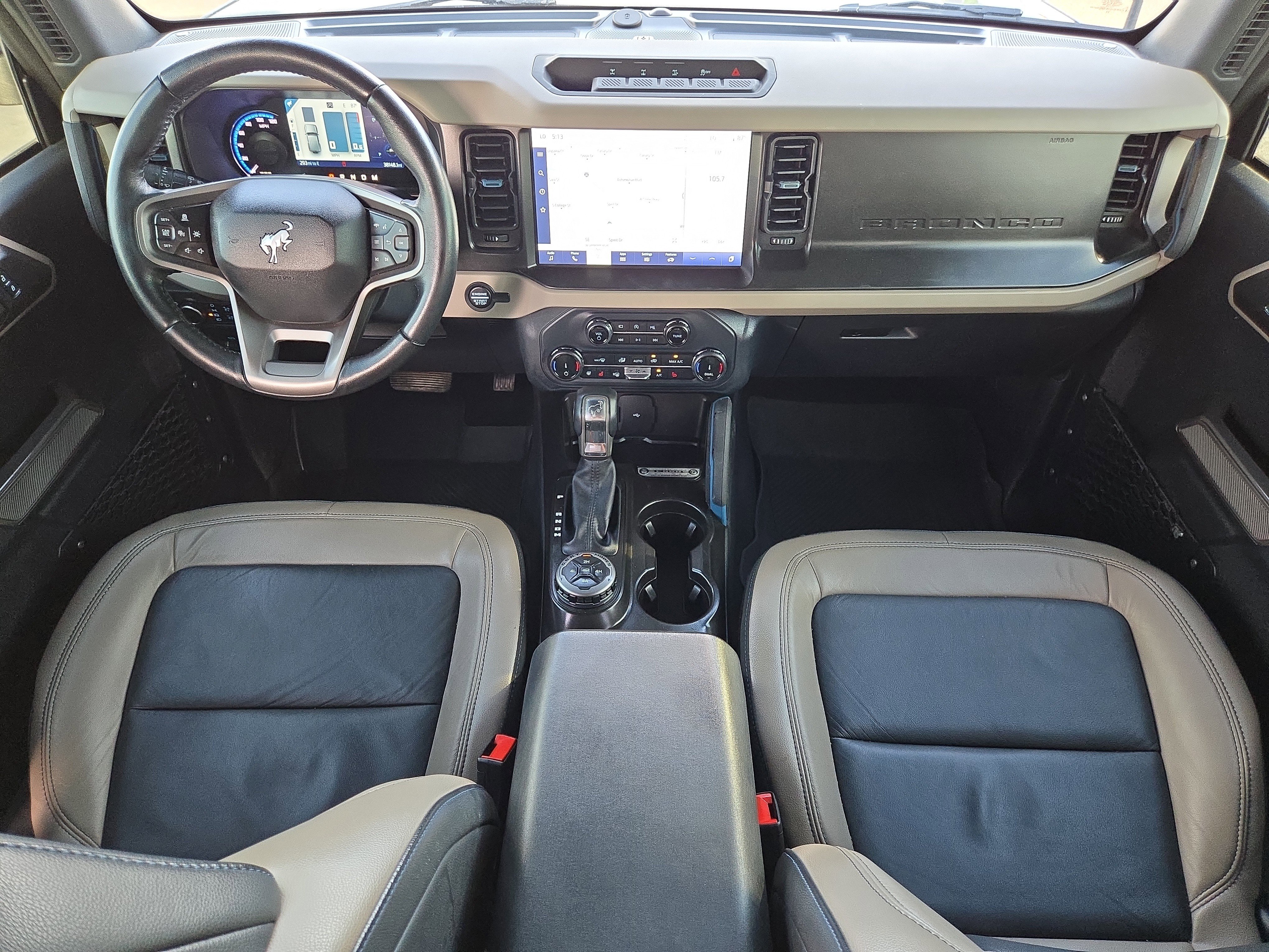 Used 2022 Ford Bronco Wildtrak image 17