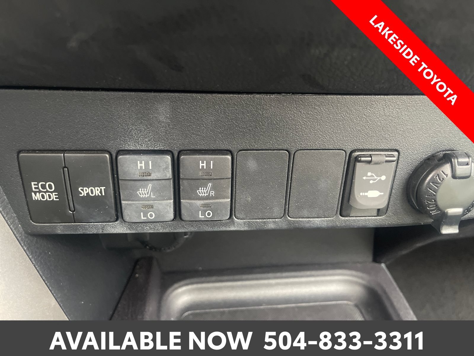 Used 2018 Toyota RAV4 Limited w/ Advanced Technology Package FWD image 31