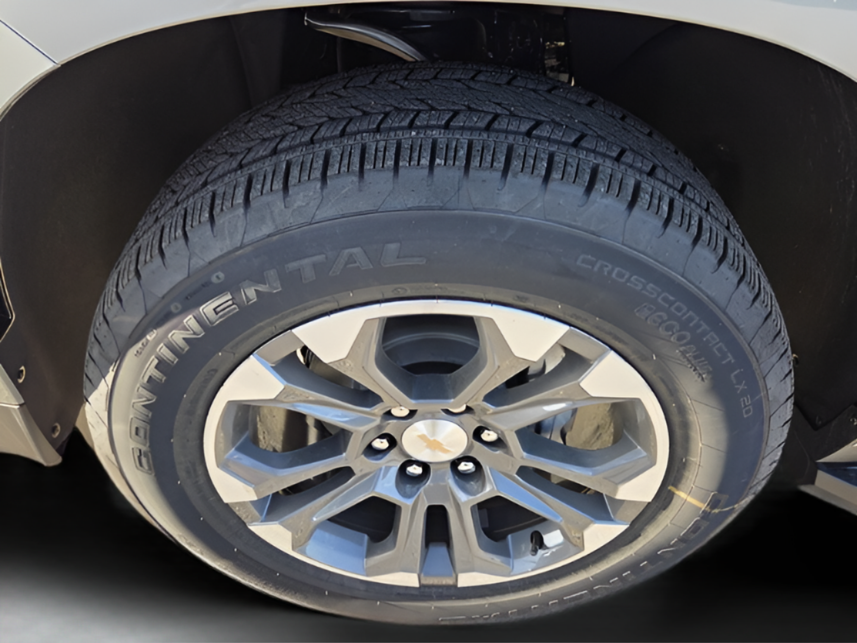 New 2026 Chevrolet Tahoe LS w/ LPO, Dark Essentials Package RWD image 29