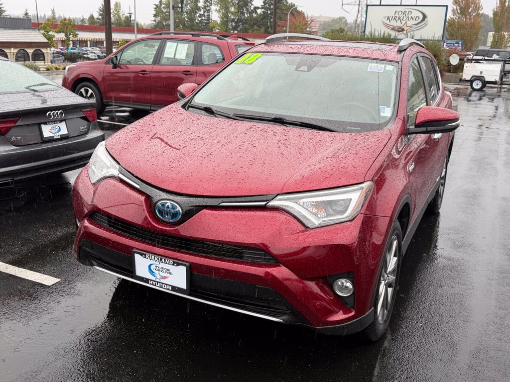 Used 2018 Toyota RAV4 Limited AWD/4WD image 4