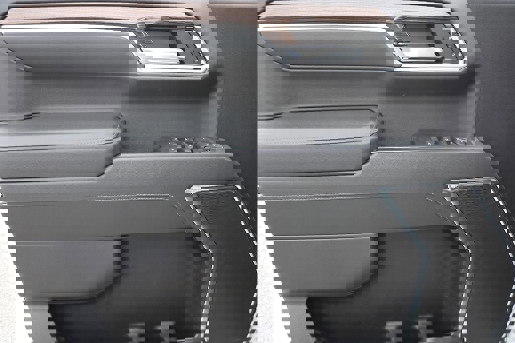 Used 2022 Chevrolet Silverado 1500 LT image 15