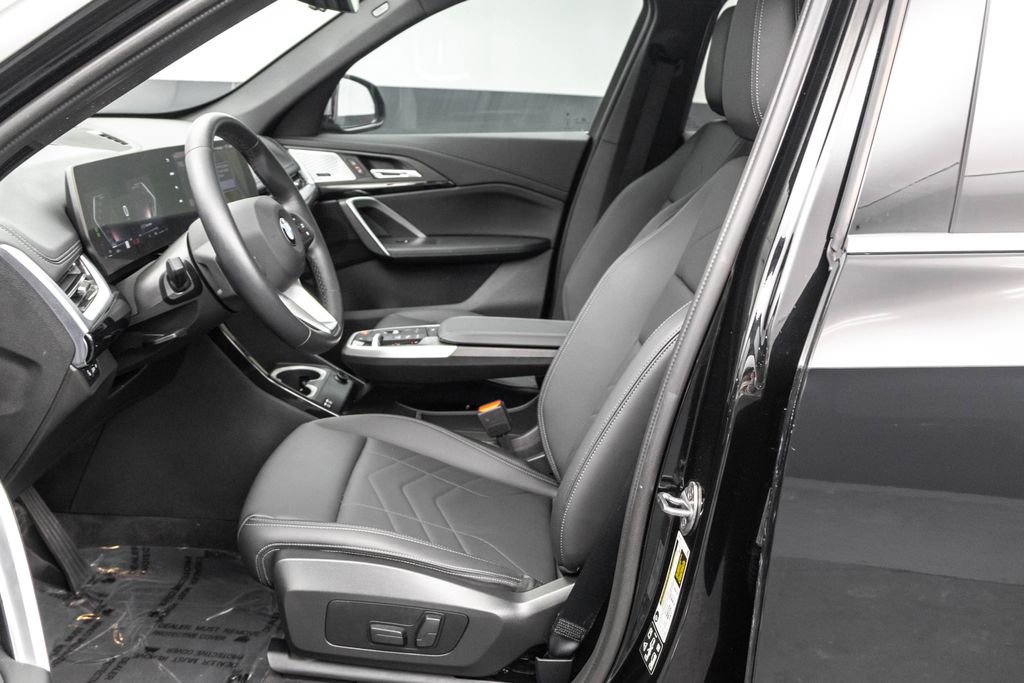 Used 2024 BMW X1 xDrive28i w/ Convenience Package image 6