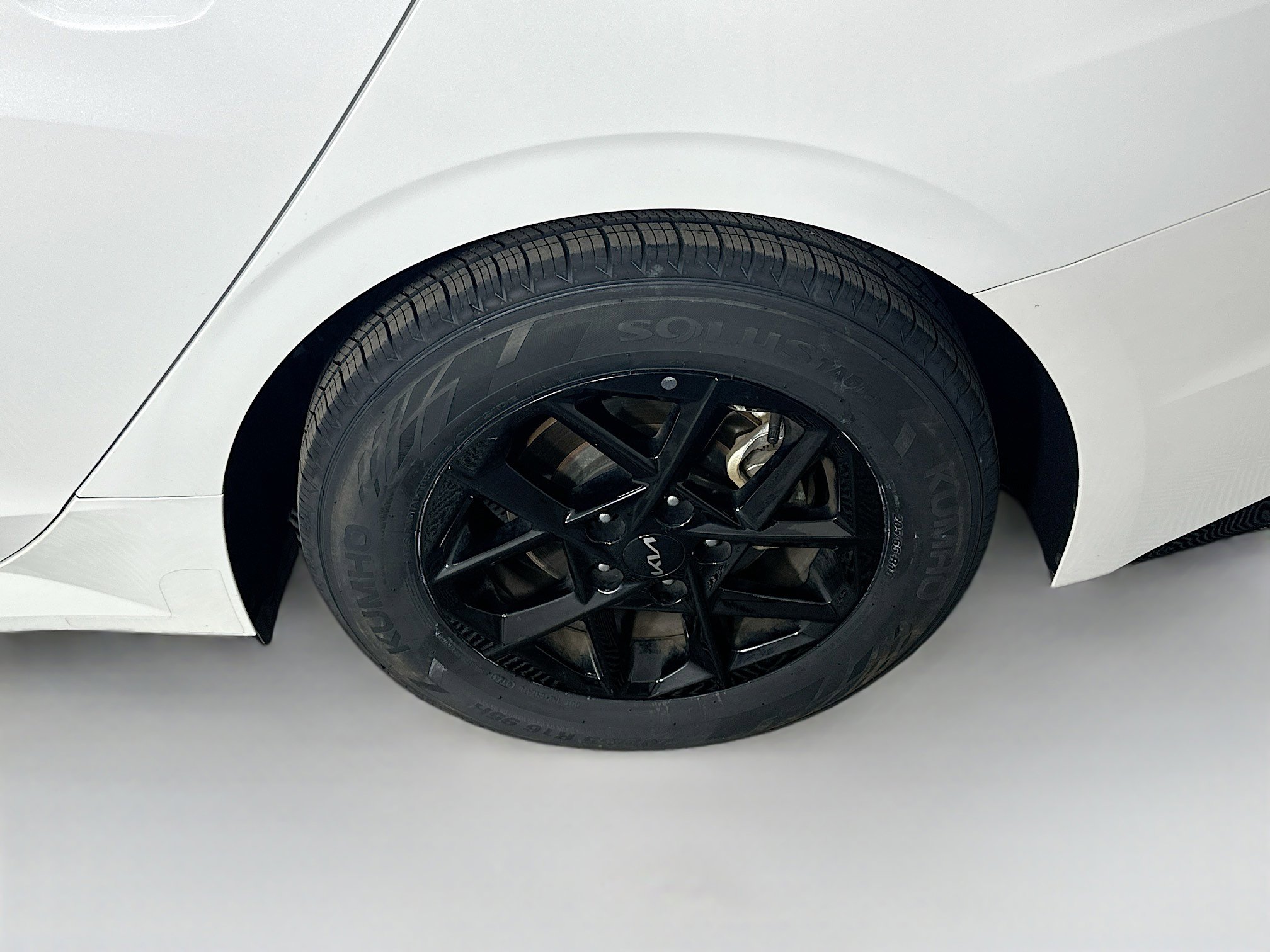 Used 2025 Kia K5 LXS image 11