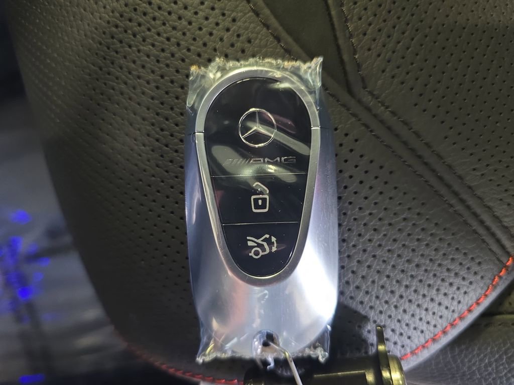 New 2026 Mercedes-Benz GLC 43 AMG 4MATIC image 37