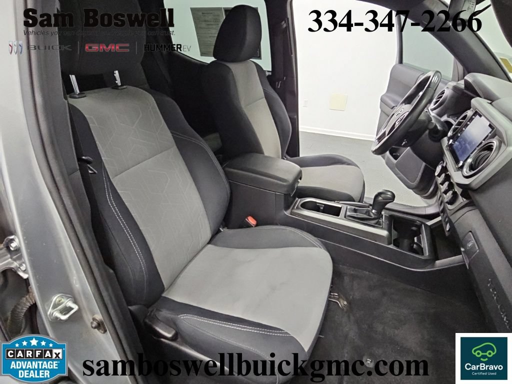 Used 2021 Toyota Tacoma TRD Off-Road w/ Technology Package AWD/4WD image 33