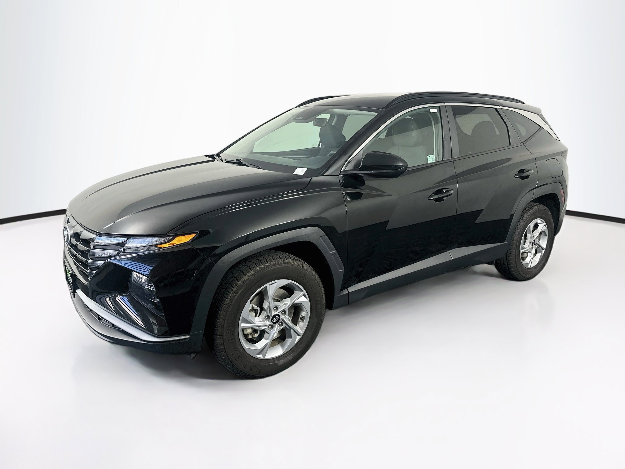 Used 2024 Hyundai Tucson SEL AWD/4WD image 3