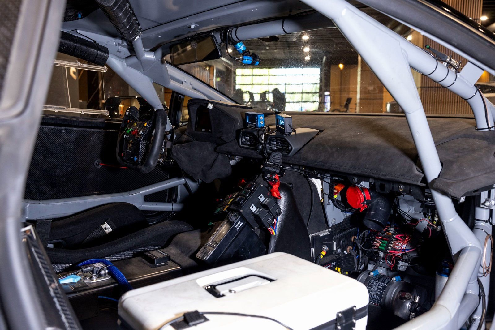 Used 2023 Lamborghini Huracan EVO image 16