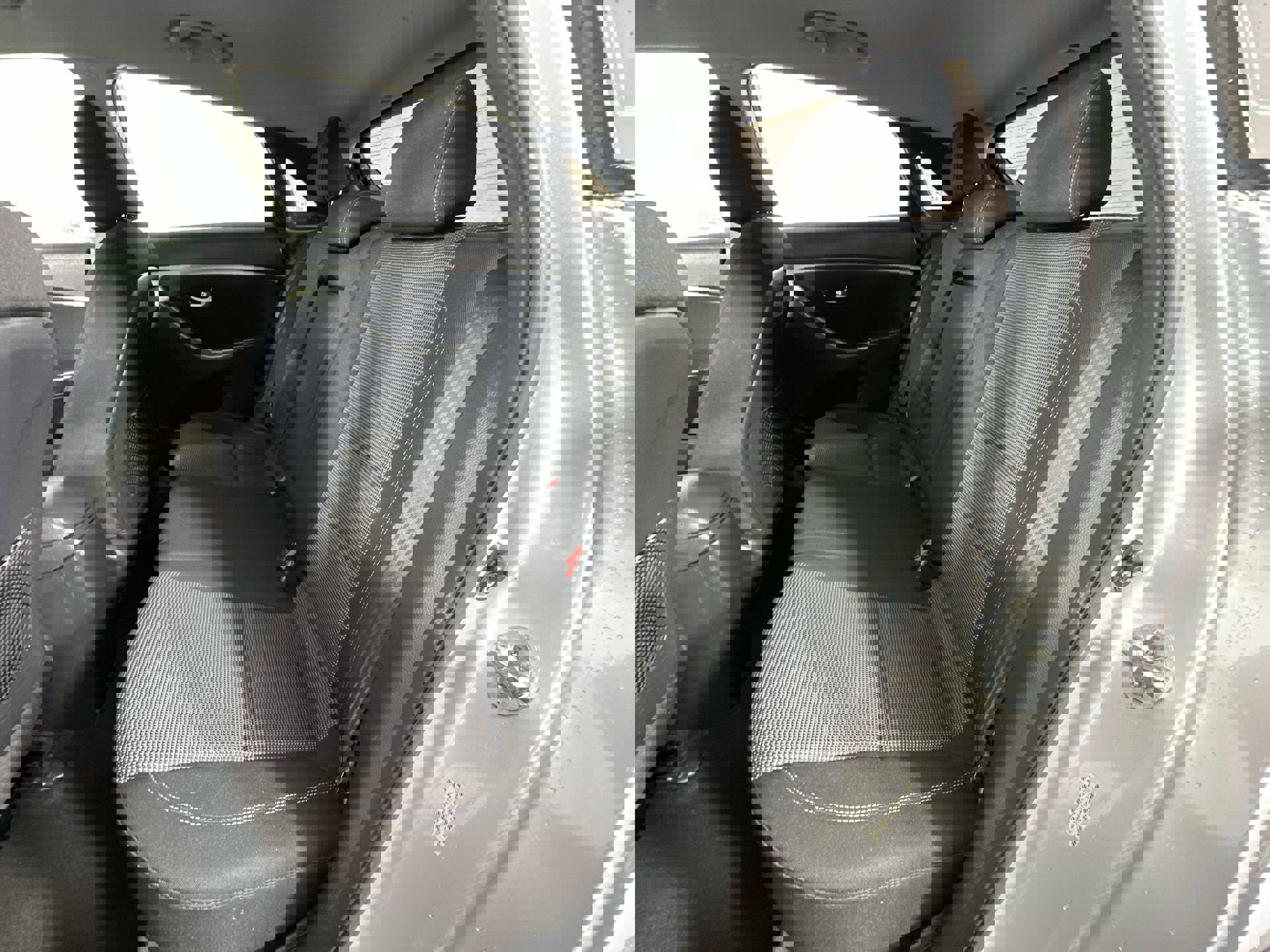 Used 2016 Hyundai Elantra GT image 26