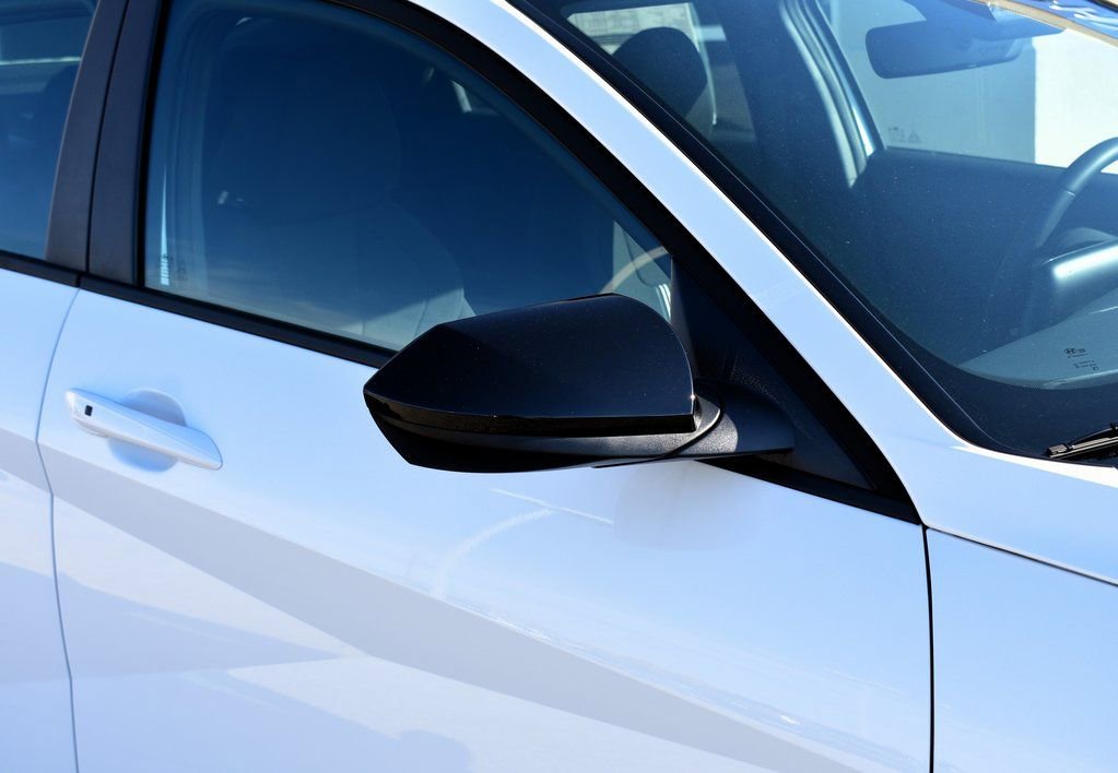 New 2026 Hyundai Elantra Sport image 9