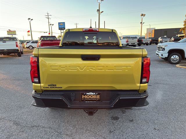Used 2023 Chevrolet Colorado Z71 w/ Z71 Convenience Package 2 image 6
