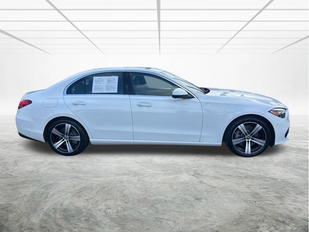 Used 2025 Mercedes-Benz C 300 Sedan image 3