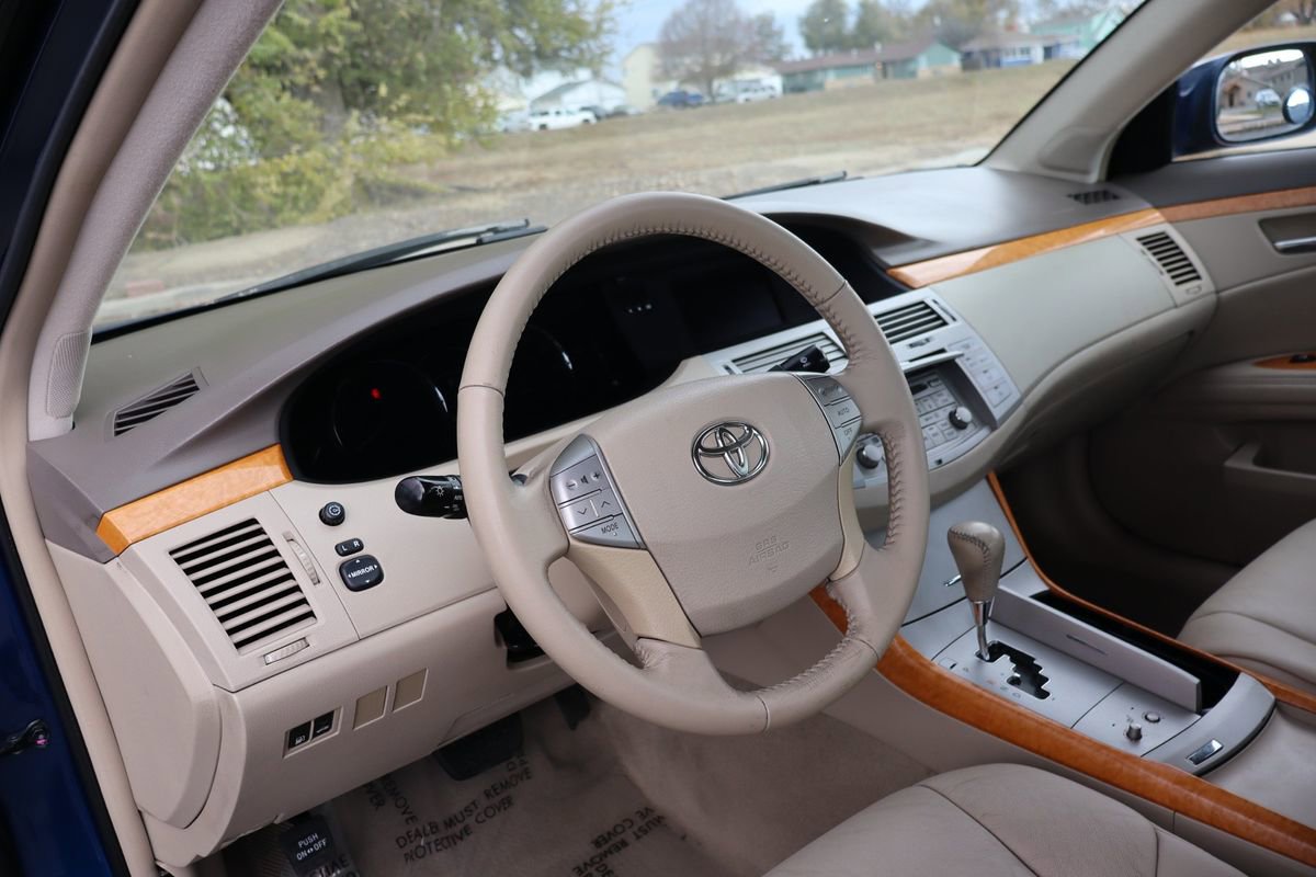 Used 2007 Toyota Avalon XL image 14