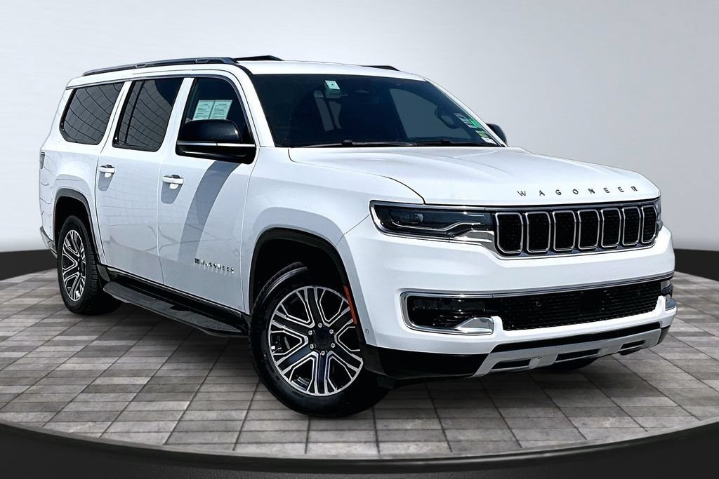 Used 2023 Jeep Wagoneer L Series II RWD image 38