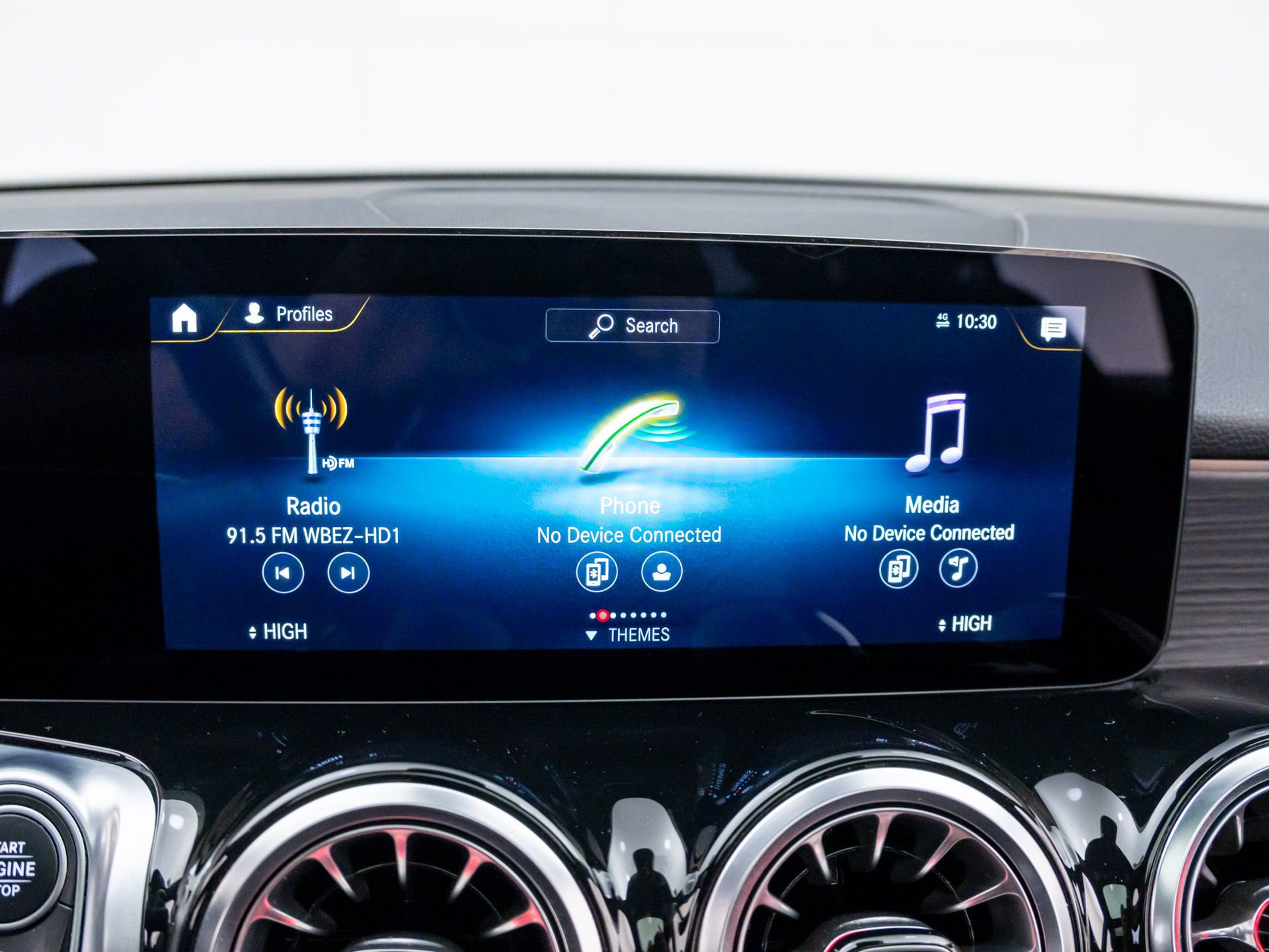 Used 2022 Mercedes-Benz GLB 250 4MATIC image 23