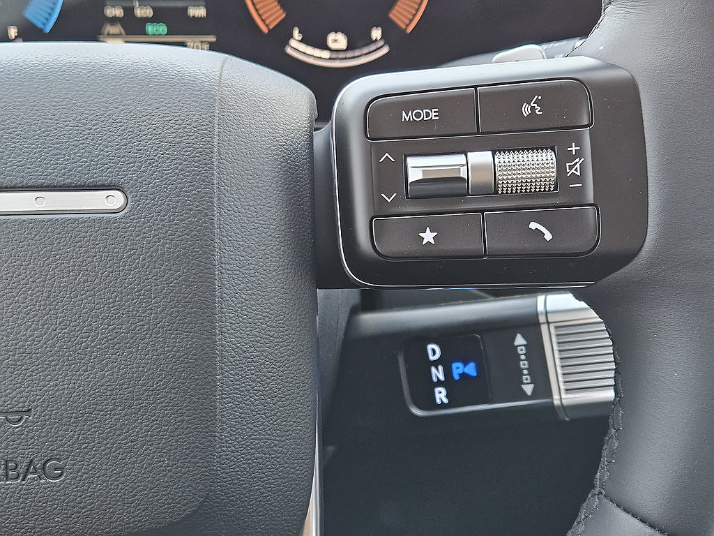 New 2026 Hyundai Santa Fe SE FWD image 29